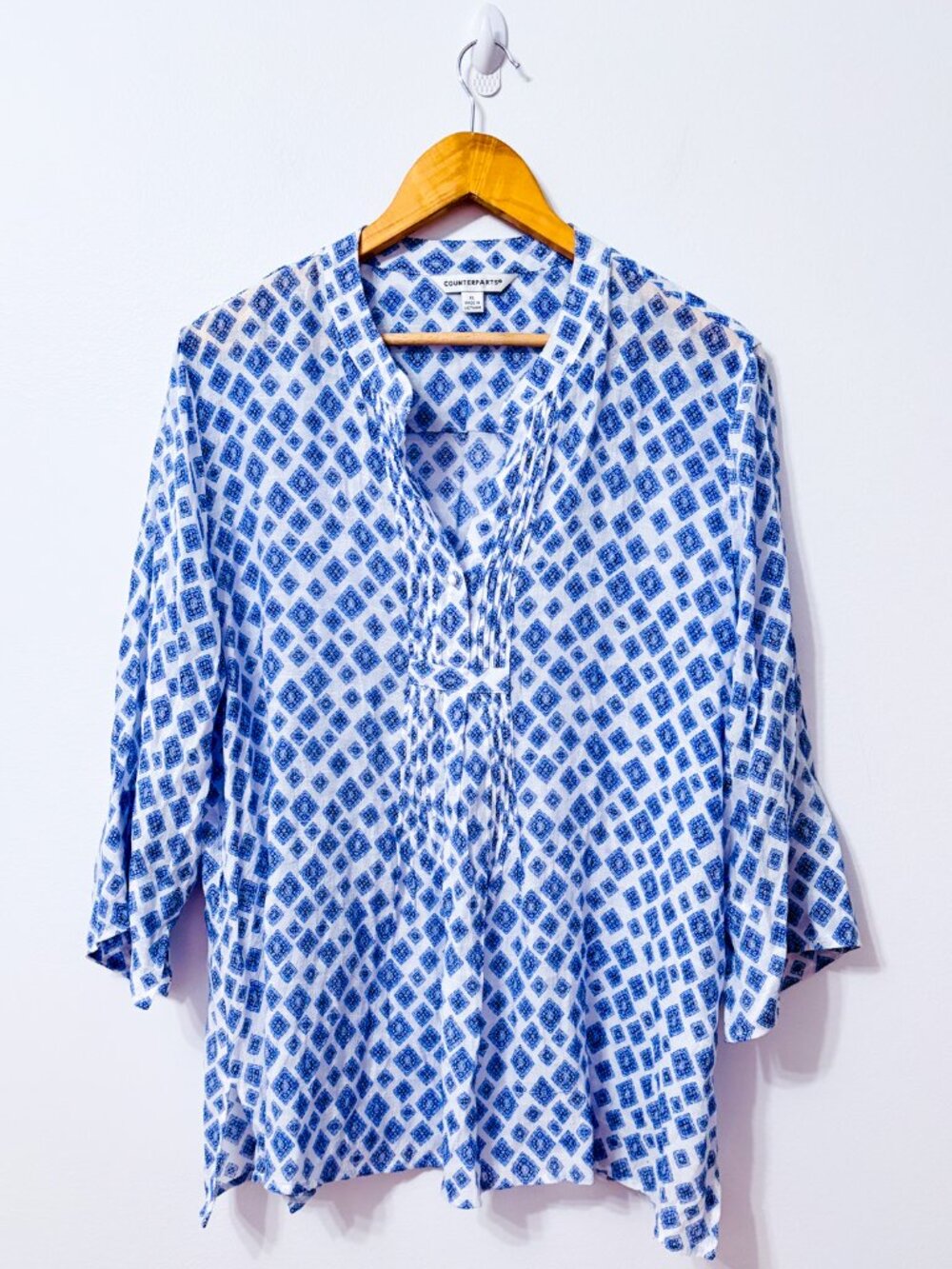 COUNTERPARTS Blue White Geometric Semi-Sheer Bell Sleeve Blouse X-Large